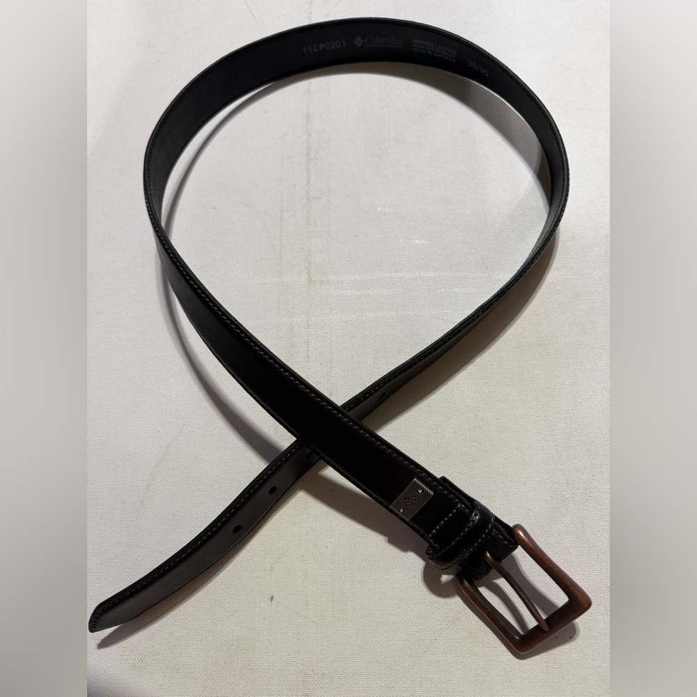 Columbia Black Leather Belt Size-36/90